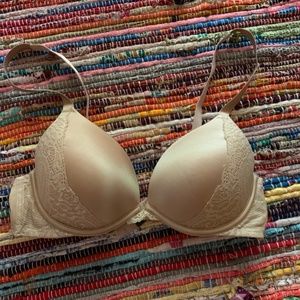 Ambrielle Push-Up Bra 40C